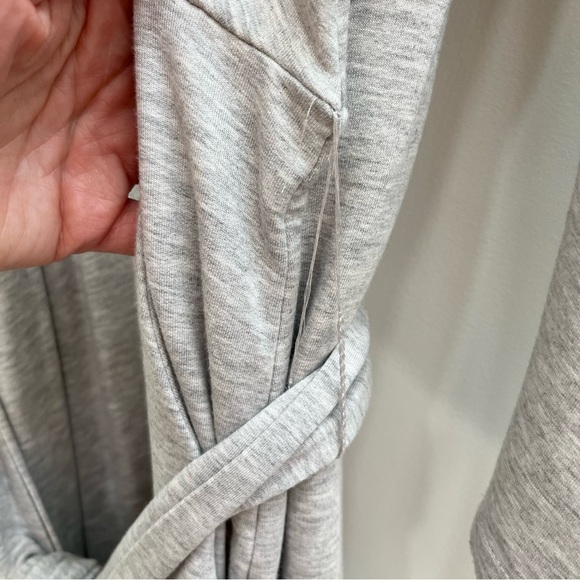 Express Gray Cozy Stretch Jersey Knit Belted Puff Sleeve Lounge Jumpsuit XL - Picture 12 of 14